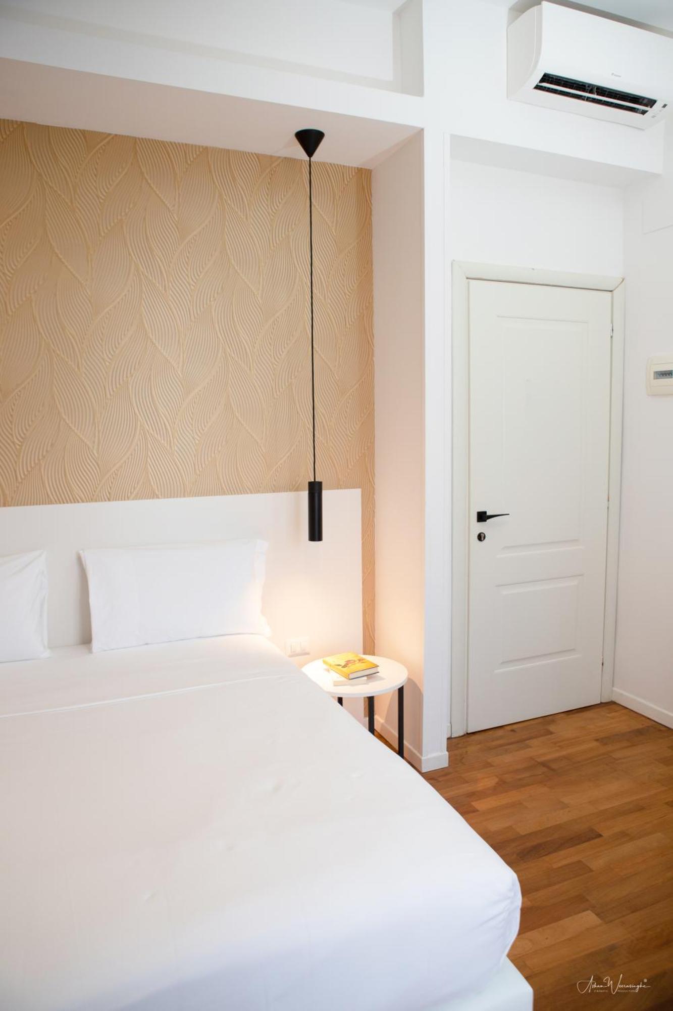 Magikrooms Topaz Rome Buitenkant foto