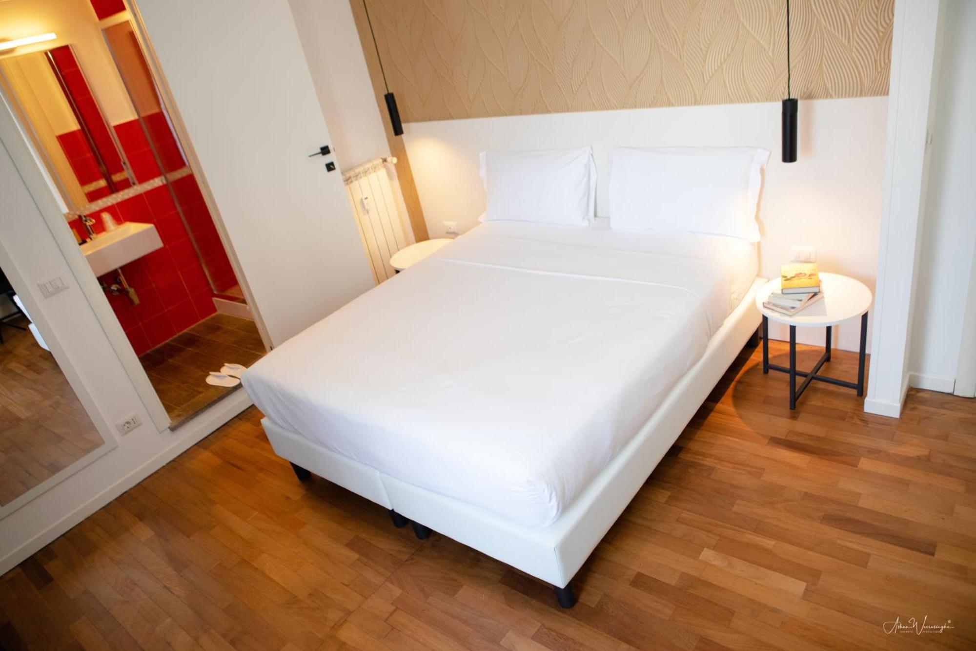 Magikrooms Topaz Rome Buitenkant foto