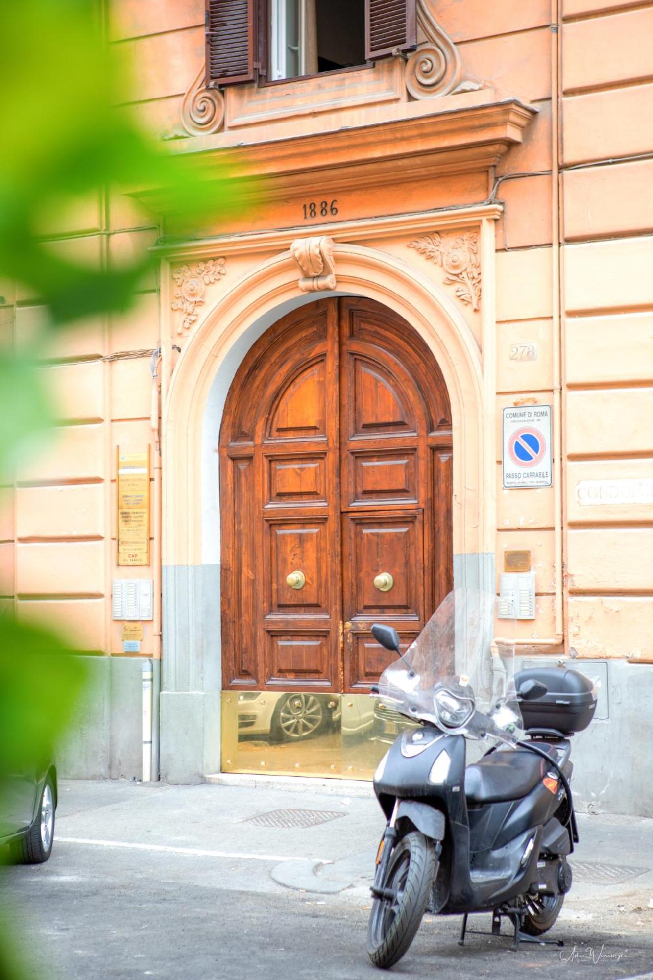 Magikrooms Topaz Rome Buitenkant foto