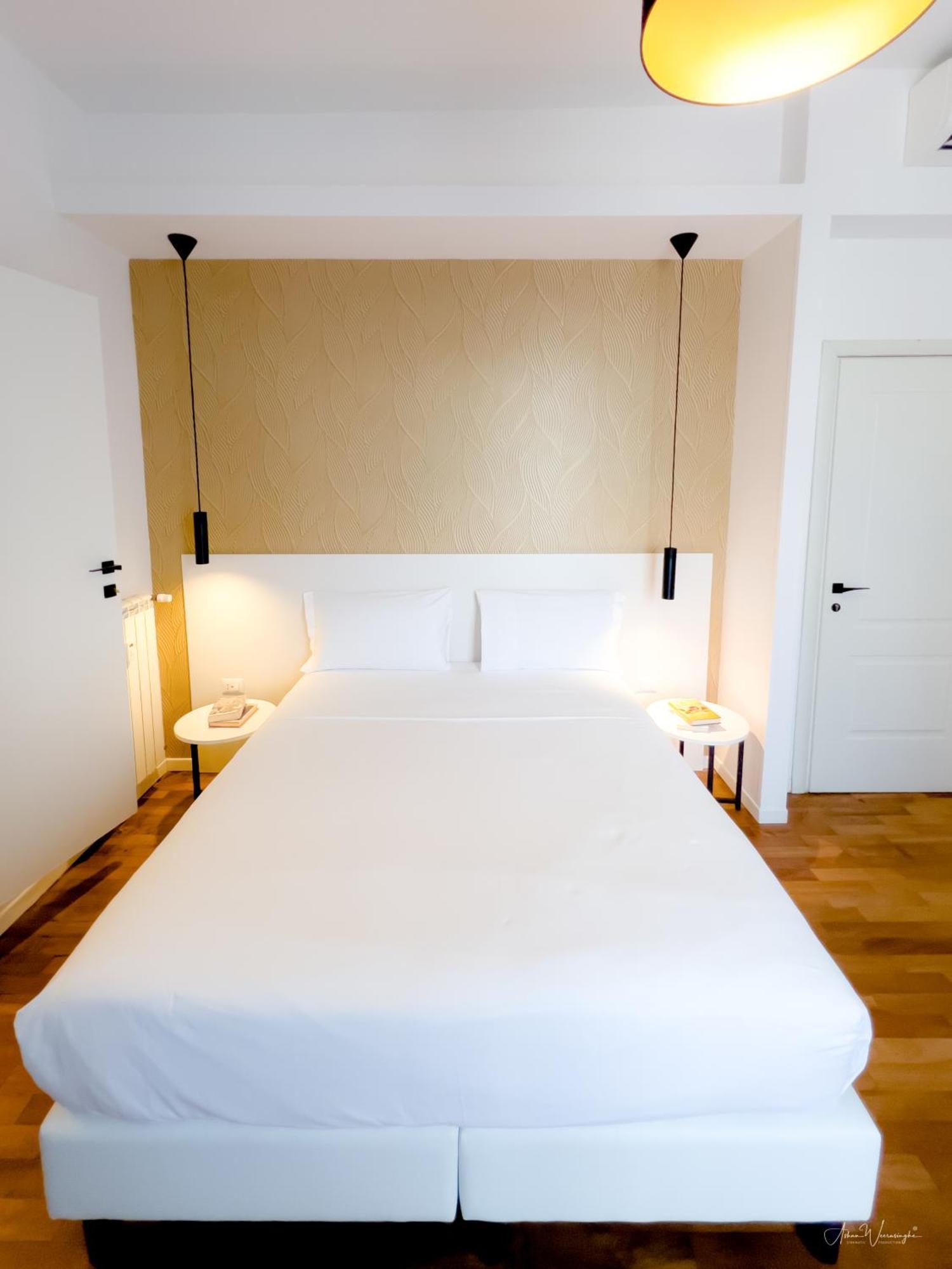 Magikrooms Topaz Rome Buitenkant foto